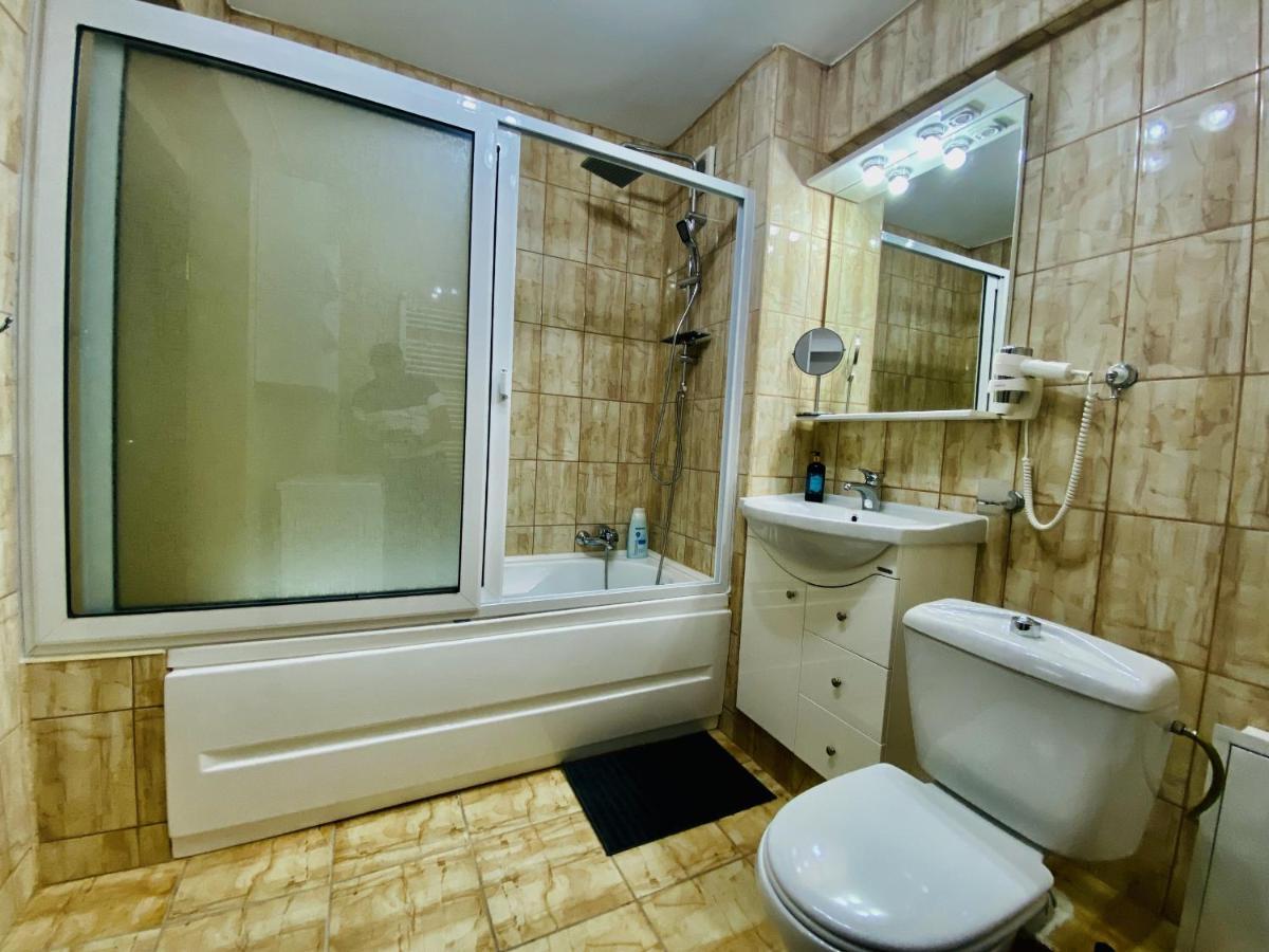 Central & Comfortable Studio Targoviste Exterior foto